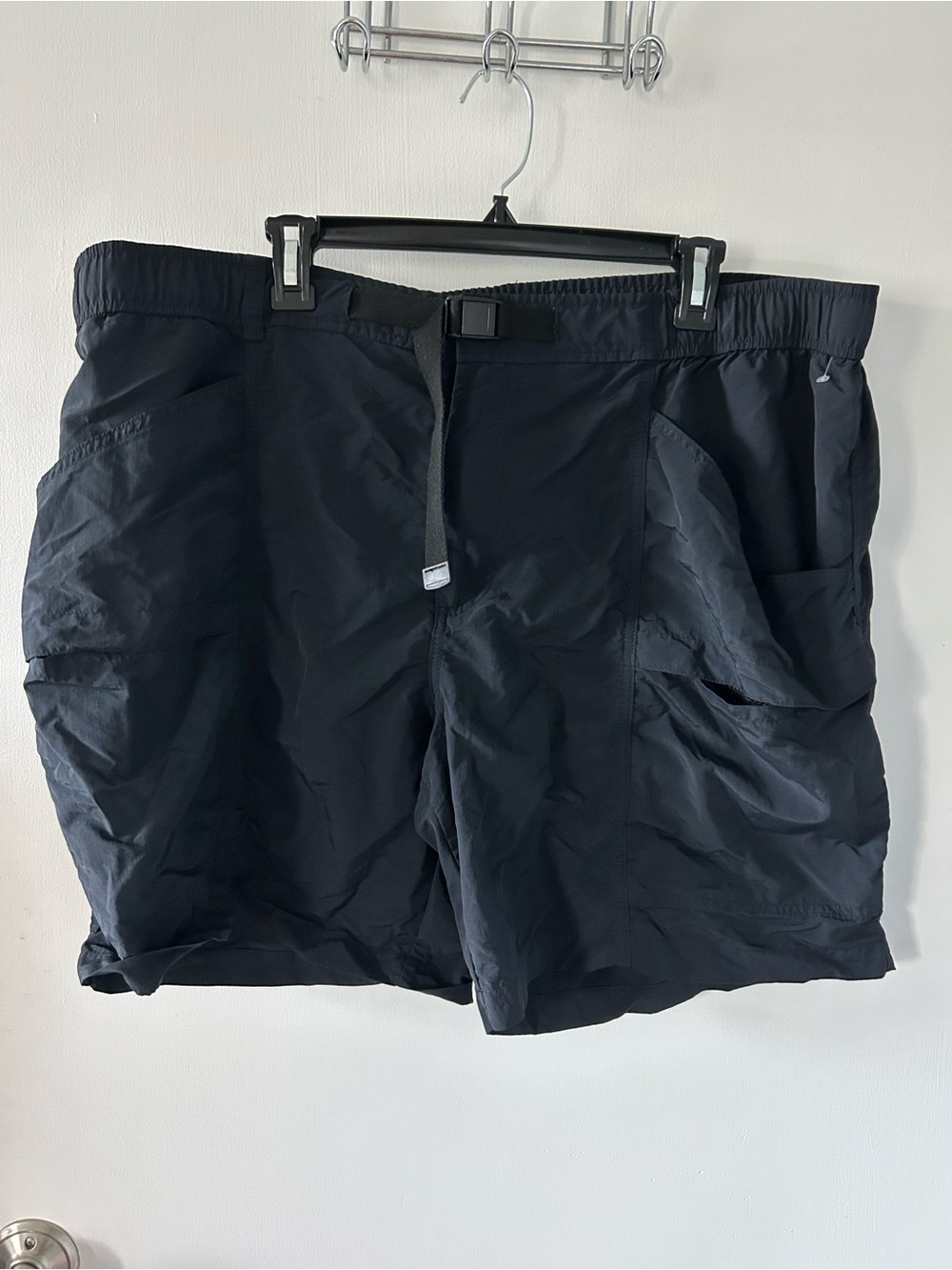 Eddie Bauer Men's Black Athletic Swim/Active Shorts